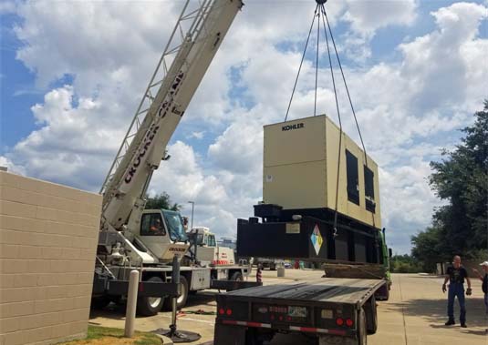 Loading 500 kW Generator with Vendor Crane